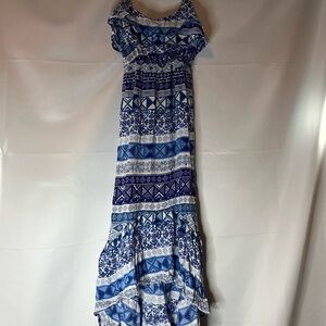 Mudd Blue & White Patterned Asymmetrical Maxi Dress